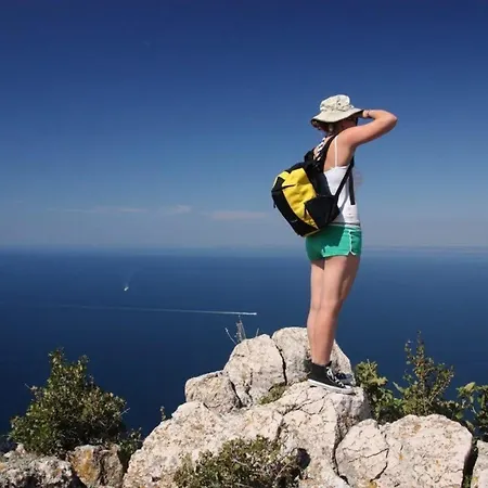 Διαμέρισμα Mit Wunderschoenen Panoramablick Zum Meer Und Marina