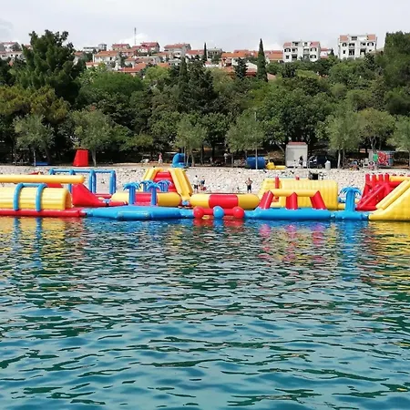 Mit Wunderschoenen Panoramablick Zum Meer Und Marina Novi Vinodolski